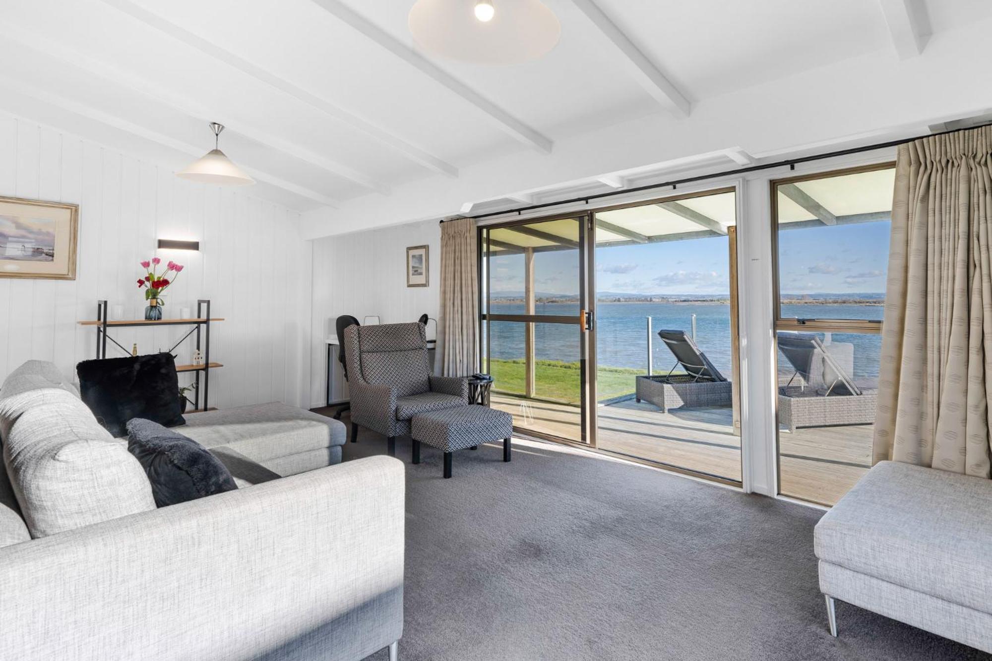 Pukehina Estuary Sunset Views Holiday Home Экстерьер фото