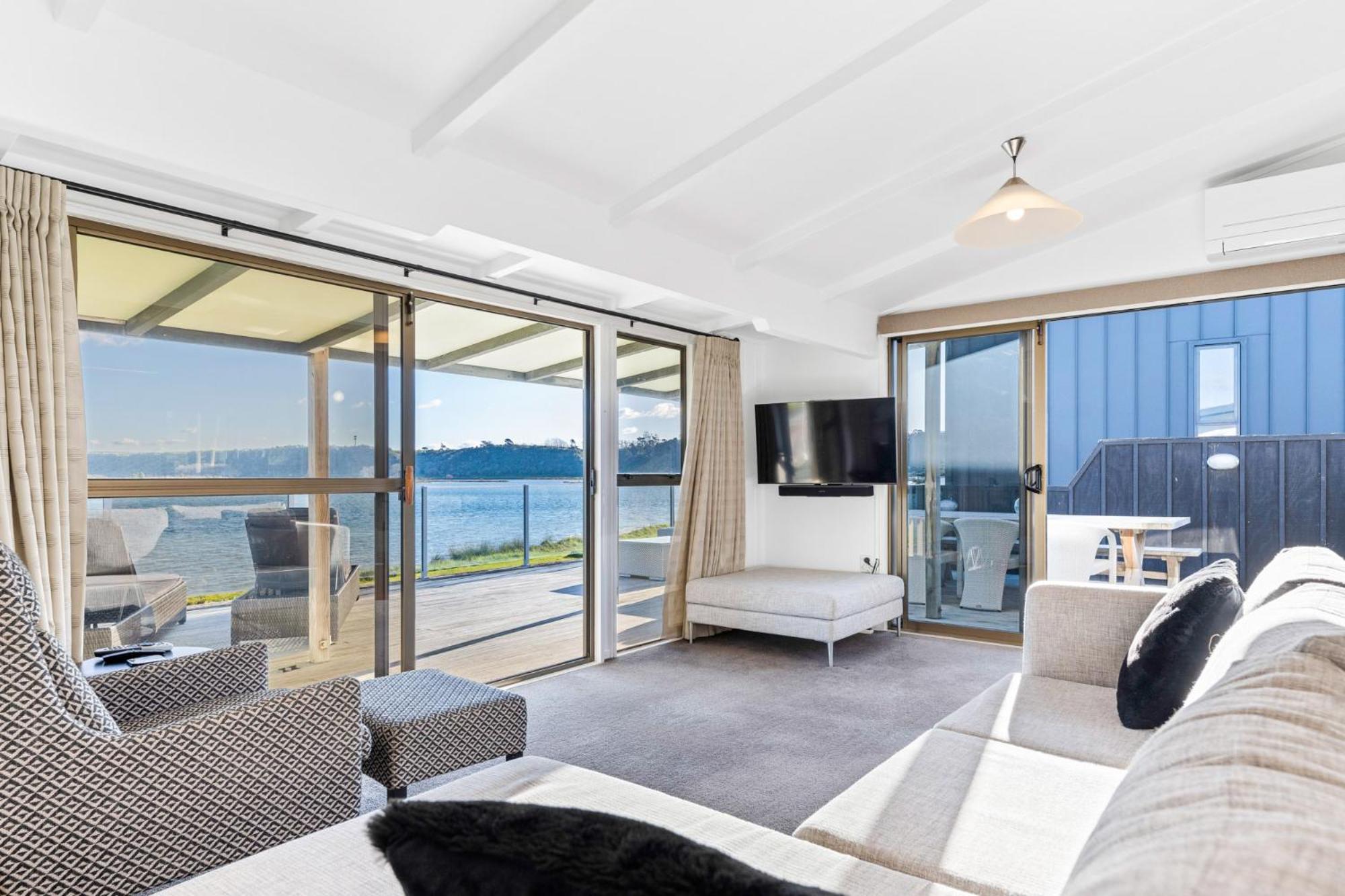 Pukehina Estuary Sunset Views Holiday Home Экстерьер фото