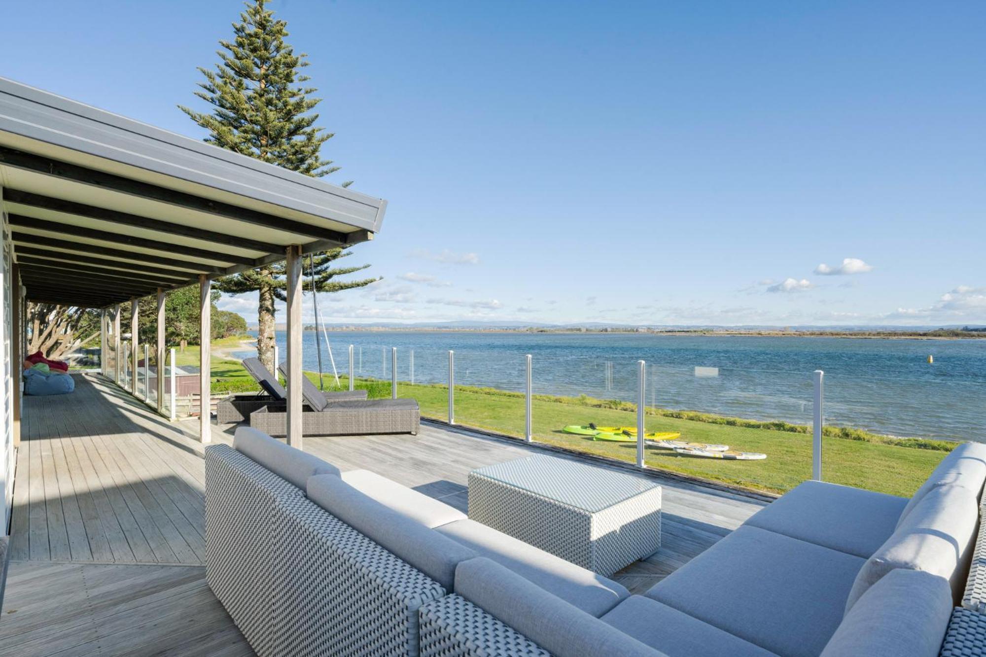 Pukehina Estuary Sunset Views Holiday Home Экстерьер фото